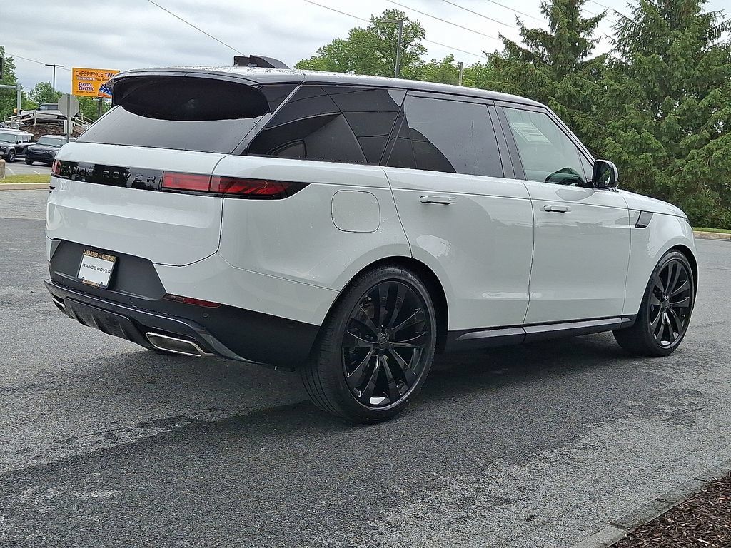 New 2026 Land Rover Range Rover Sport SE AWD/4WD image 3