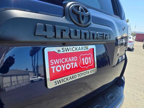 Used 2024 Toyota 4Runner TRD Off-Road Premium w/ Moonroof Package AWD/4WD image 13