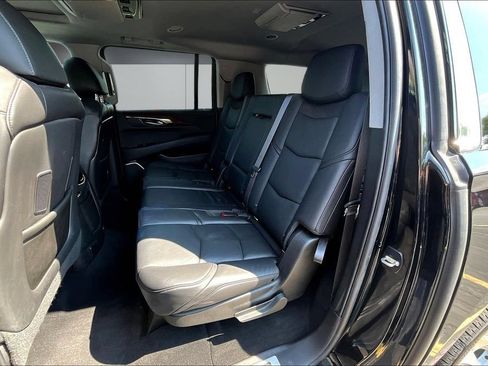 Used 2015 Cadillac Escalade ESV Premium AWD/4WD image 22