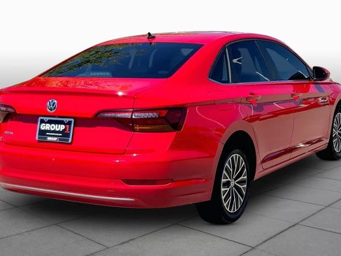 Used 2019 Volkswagen Jetta SE FWD image 12