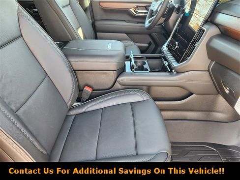 New 2026 GMC Yukon XL Denali w/ Sun & Power Step Package image 10