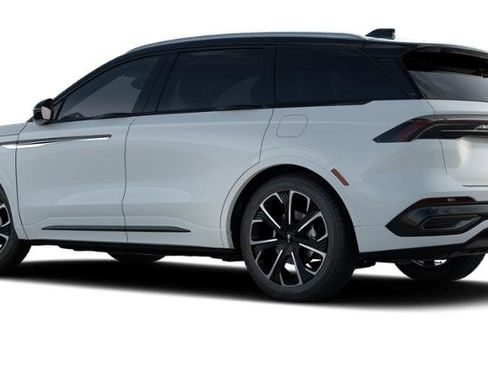 New 2026 Lincoln Nautilus Reserve AWD/4WD image 2