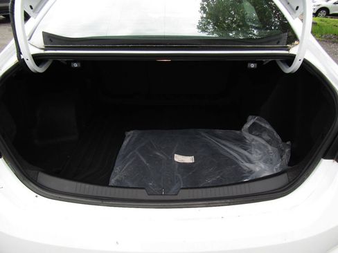Used 2022 Chevrolet Malibu LS w/ LPO, Floor Liner Package FWD image 20