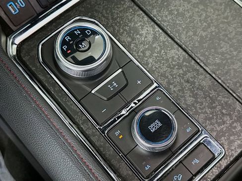 Used 2024 Ford Expedition Max Limited image 17
