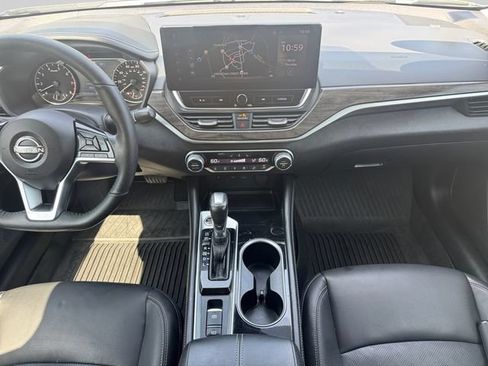 Used 2023 Nissan Altima 2.5 SL AWD/4WD image 14
