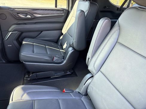 Certified 2023 GMC Yukon XL Denali w/ Max Trailering Package image 30