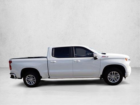 Used 2024 Chevrolet Silverado 1500 RST AWD/4WD image 5