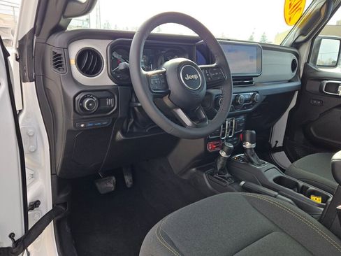 Certified 2025 Jeep Wrangler Unlimited Sport S 4xe image 19