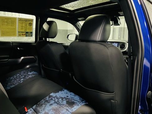 Used 2023 Toyota Tacoma Limited image 35