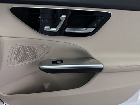Used 2022 Mercedes-Benz C 300 Sedan image 22