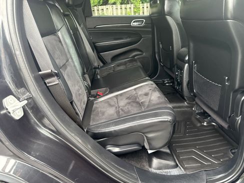 Used 2015 Jeep Grand Cherokee Altitude AWD/4WD image 14