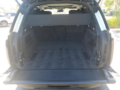 Used 2023 Land Rover Range Rover Autobiography image 29