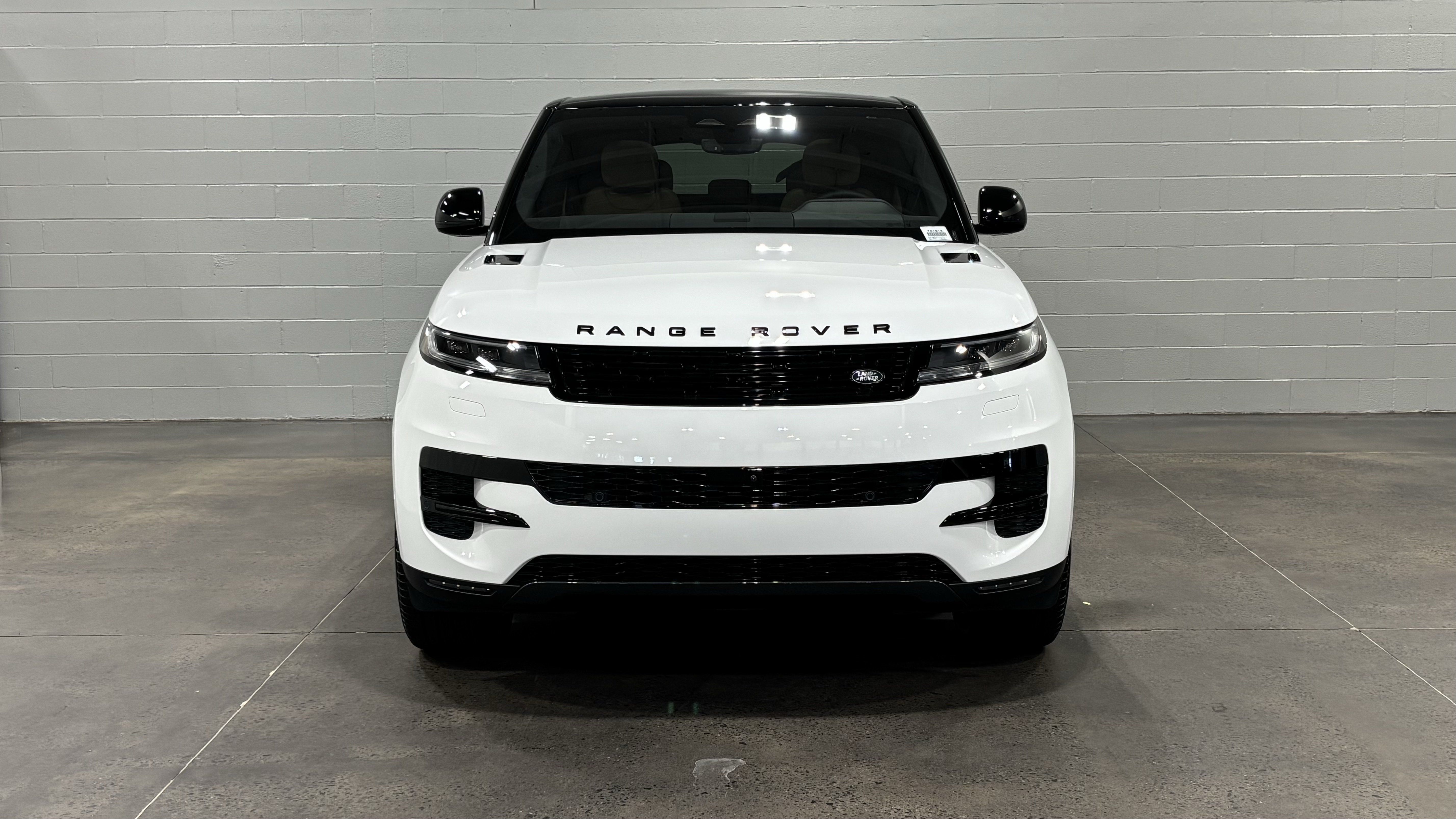 New 2026 Land Rover Range Rover Sport SE AWD/4WD image 9
