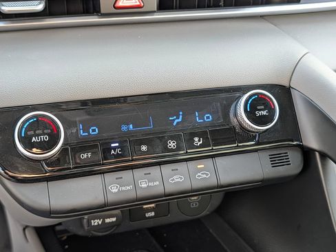 Certified 2026 Hyundai Elantra Sport FWD image 23