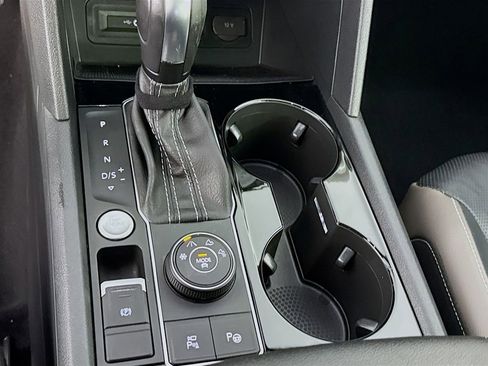 Used 2021 Volkswagen Atlas SEL Premium image 21