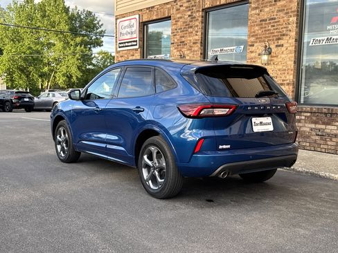 Used 2023 Ford Escape ST-Line w/ Tech Pack #1 AWD/4WD image 3