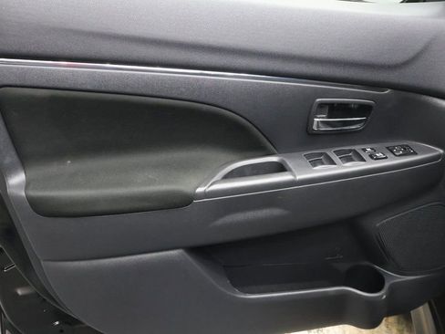 Used 2024 Mitsubishi Outlander Sport AWD image 15