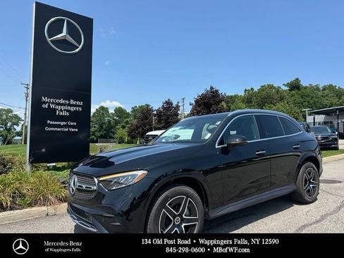 New 2026 Mercedes-Benz GLC 300 4MATIC image 1