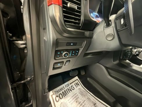 Used 2025 Ford F150 Raptor AWD/4WD image 8