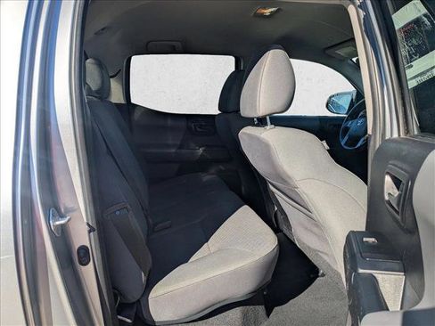 Used 2021 Toyota Tacoma SR w/ SR Convenience Package image 18