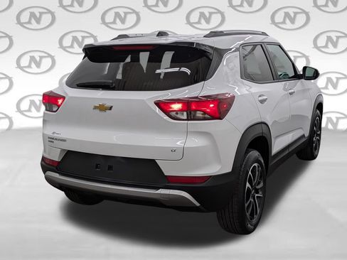 Used 2025 Chevrolet TrailBlazer LT AWD/4WD image 15