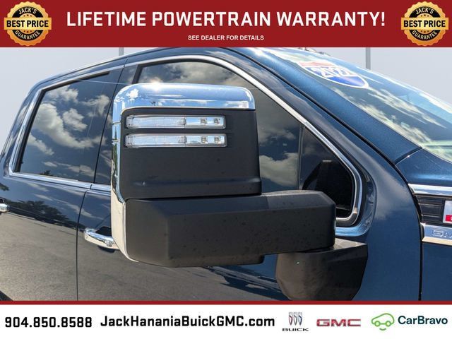 Used 2022 GMC Sierra 3500 Denali w/ Technology Package AWD/4WD image 11