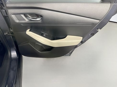 Used 2025 Honda Accord SE image 28