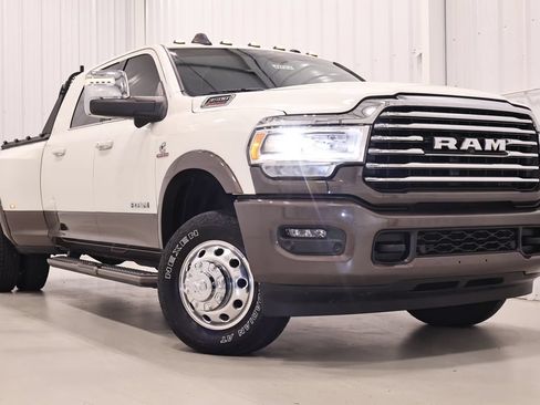 Used 2023 RAM 3500 Limited AWD/4WD image 50