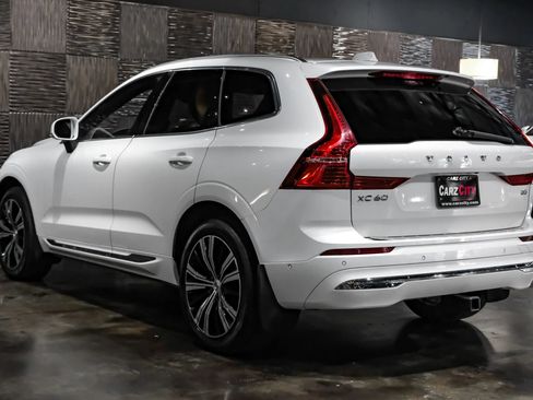 Used 2022 Volvo XC60 B5 Inscription w/ Advanced Package FWD image 11