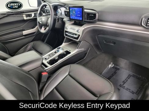 Certified 2023 Ford Explorer XLT w/ Equipment Group 202A AWD/4WD image 20
