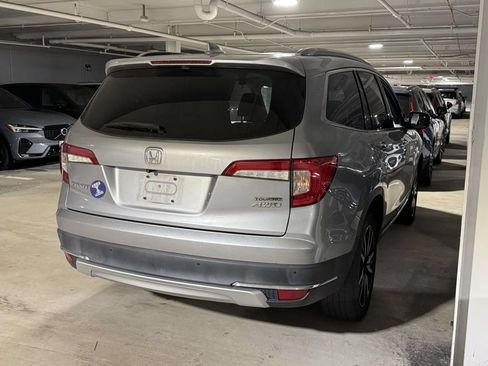 Used 2019 Honda Pilot Touring image 5