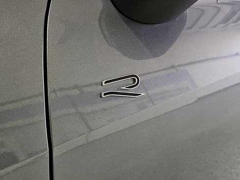 New 2026 Volkswagen Tiguan SE R-Line image 7