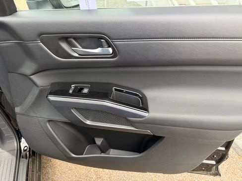 New 2026 Nissan Pathfinder SL w/ SL Premium Package FWD image 26