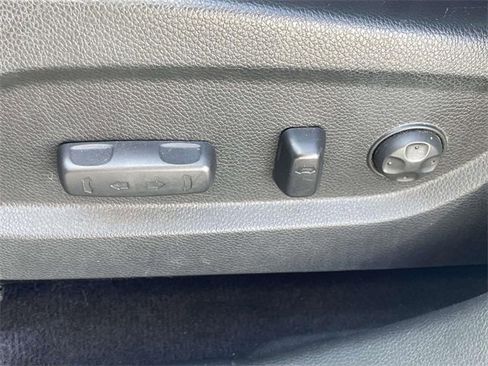 Used 2017 Hyundai Santa Fe SE w/ SE Premium Package 02 image 28