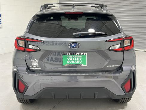 Certified 2025 Subaru Crosstrek 2.5i Limited w/ Crosstrek Mirror Package image 7