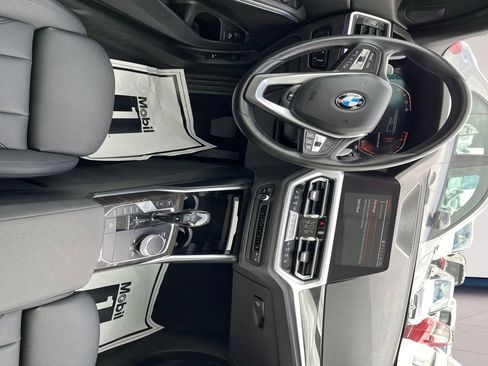 Used 2019 BMW 330i xDrive Sedan w/ Premium Package AWD/4WD image 8