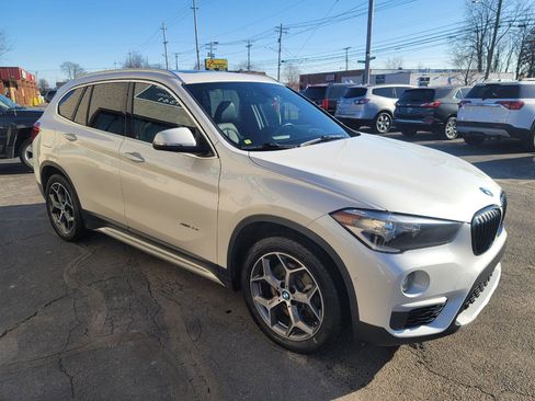 Used 2016 BMW X1 xDrive28i image 3
