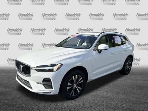 Used 2023 Volvo XC60 B5 Core w/ Climate Package FWD image 5