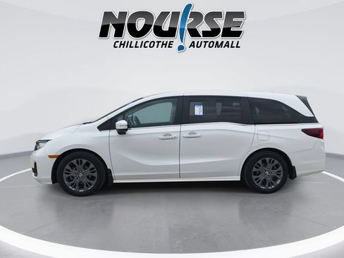 Certified 2025 Honda Odyssey Touring image 5