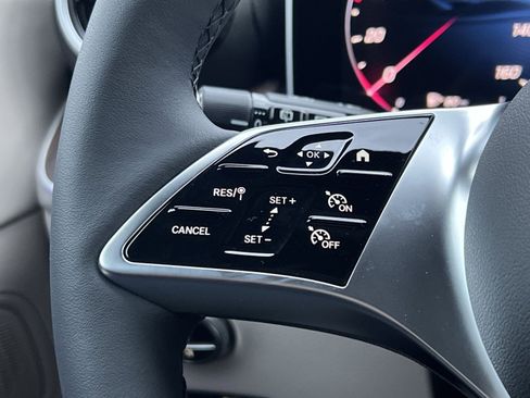 New 2026 Mercedes-Benz GLC 300 4MATIC image 30