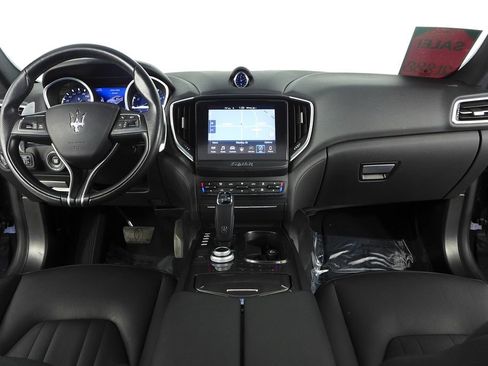 Used 2020 Maserati Ghibli image 25