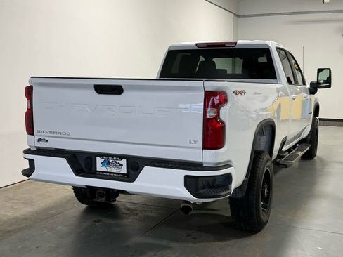 Used 2025 Chevrolet Silverado 2500 LT w/ Convenience Package image 7