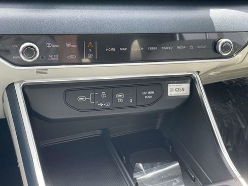 New 2026 Kia Carnival SX FWD image 38