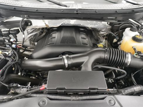 Used 2013 Ford F150 Lariat w/ Lariat Chrome Pkg AWD/4WD image 30
