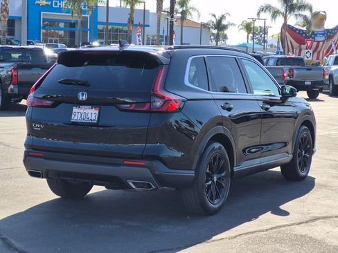 Used 2025 Honda CR-V Sport image 5
