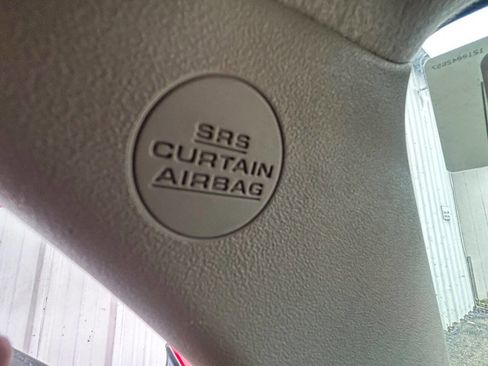 Used 2009 Scion xB FWD image 9
