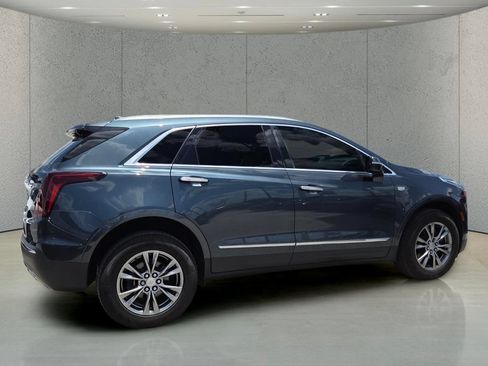 Used 2021 Cadillac XT5 Premium Luxury FWD image 3