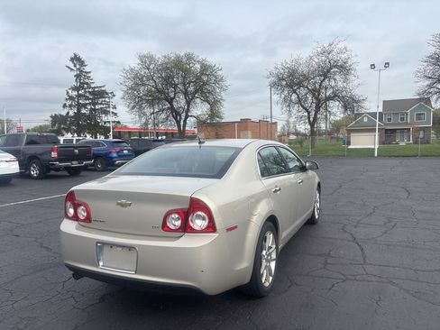 Used 2009 Chevrolet Malibu LTZ w/ Rear Power Package FWD image 6