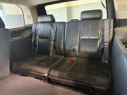 Used 2011 Chevrolet Tahoe LT RWD image 11