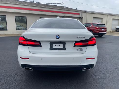 Used 2023 BMW 530i w/ Convenience Package image 6